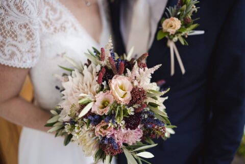 Floristikwerkstatt Hladovsky | Hochzeit | Braustrauß & Anstecker