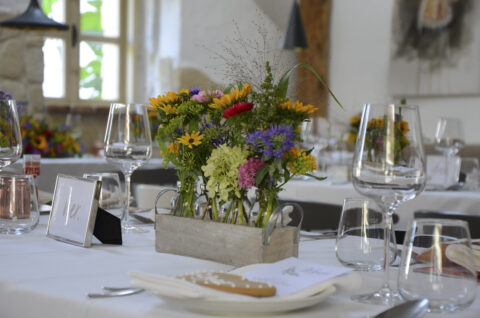 Floristikwerkstatt Martina Hladovsky | Wedding, Hochzeit, Brautpaar, Ja-Sagen