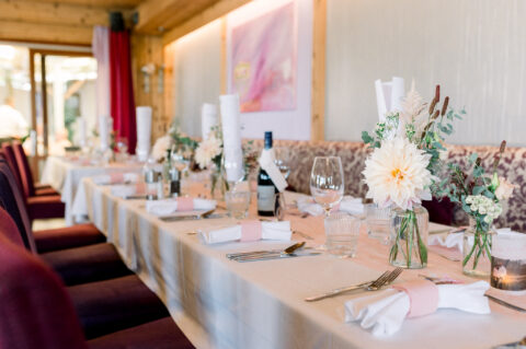 Floristikwerkstatt Martina Hladovsky | Wedding, Hochzeit, Brautpaar, Ja-Sagen